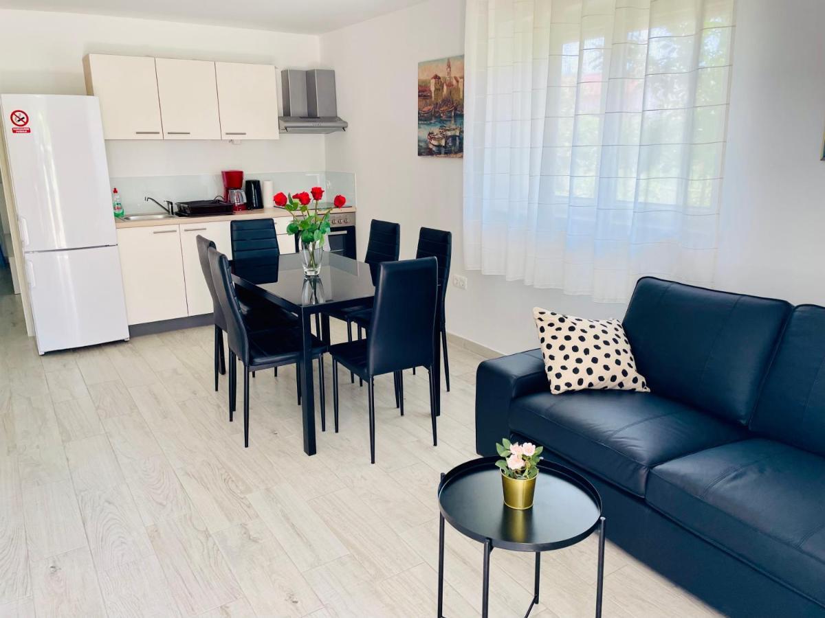 Apartment Paulina Trogir Ngoại thất bức ảnh