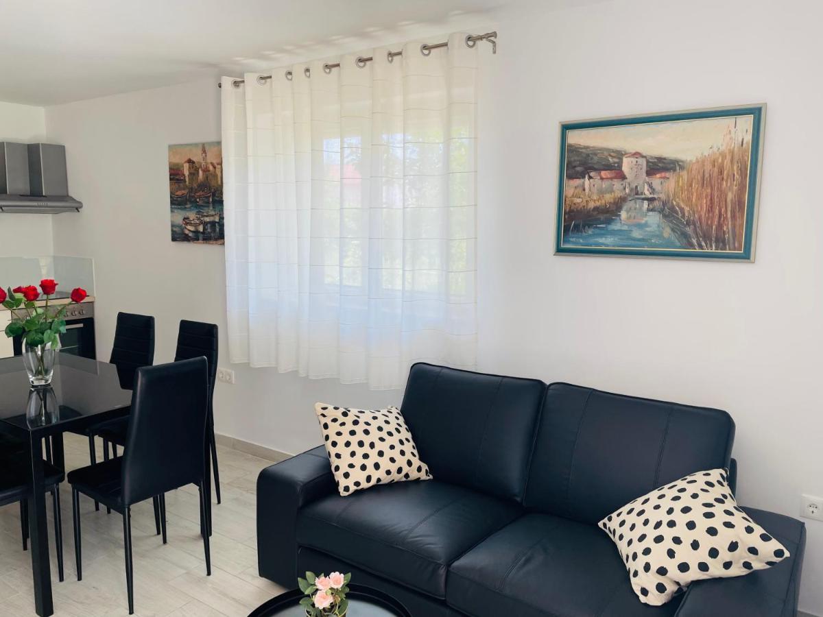 Apartment Paulina Trogir Ngoại thất bức ảnh